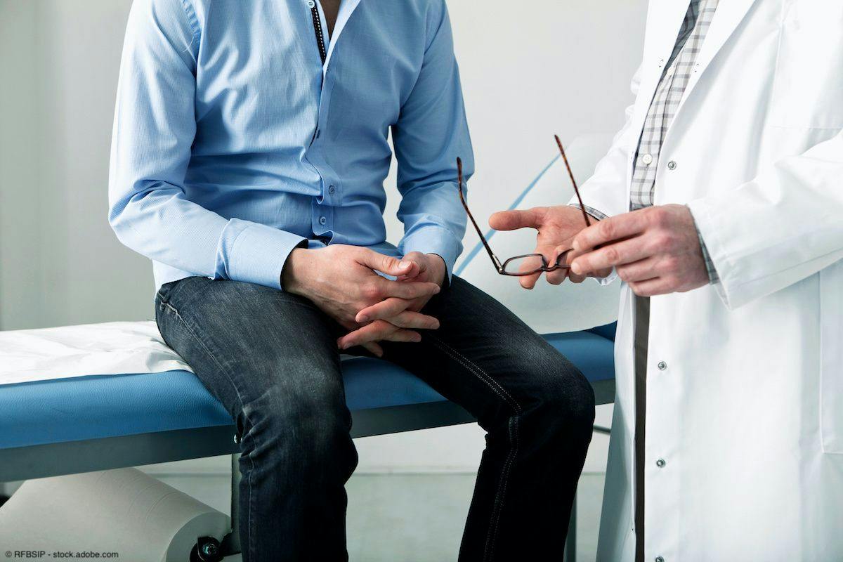 Man talking with doctor | Image Credit: © RFBSIP - stock.adobe.com 